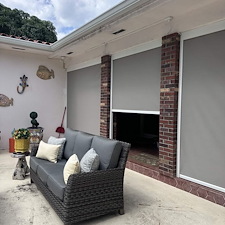 Experienced-Zipper-Shades-Outdoor-Installation-in-Coral-Gables-FL 6