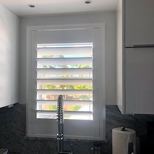 Sleek-Plantation-Shutters-and-Roller-Shades-in-the-Florida-Keys 11